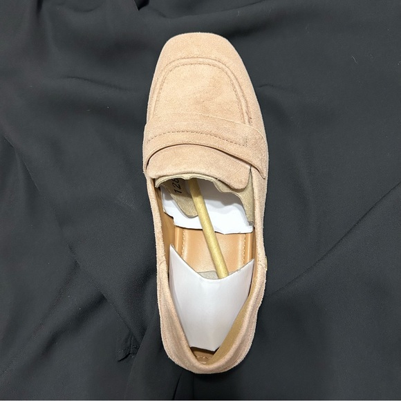 UGG Collapsible Janaya Suede Loafer - Picture 5 of 9